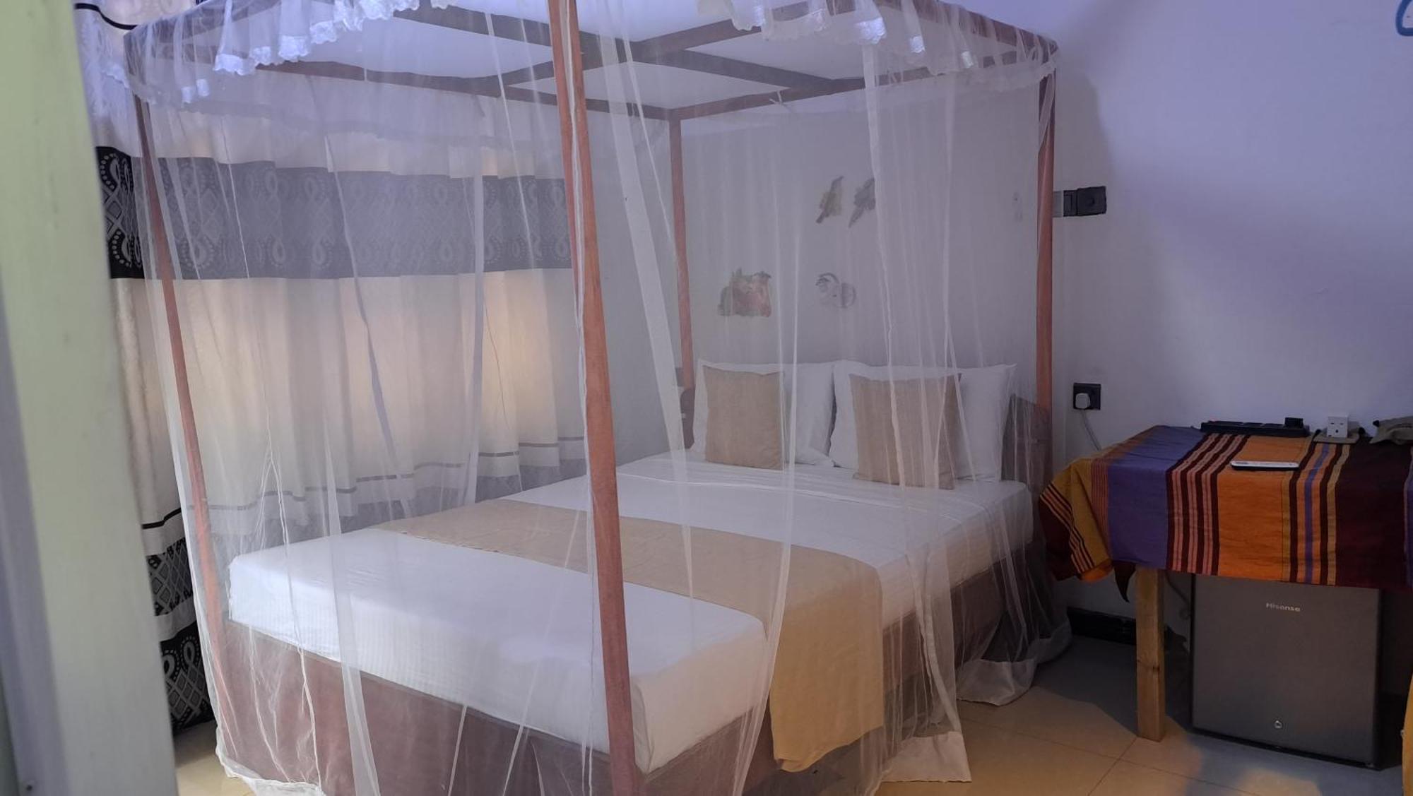 Kavidi Villa Home Stay Tangalle Pokoj fotografie